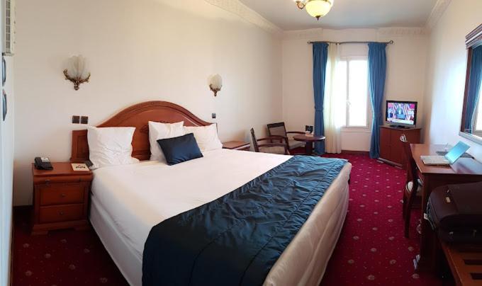 Hotel El Djazair El Mouradia Exteriér fotografie