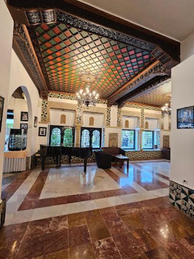 Hotel El Djazair El Mouradia Exteriér fotografie
